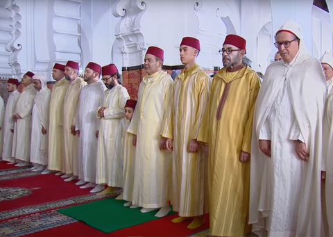 Casablanca : le Roi Mohammed VI accomplit la prière de l’Aïd Al-Fitr - Agadir Aujourd'hui